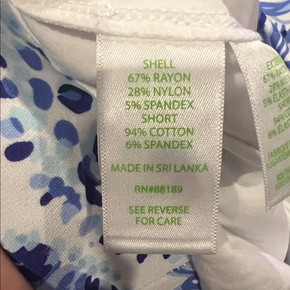 Lilly Pulitzer Blue and White Swirl Madison Skort - Medium - Picture 3 of 6
